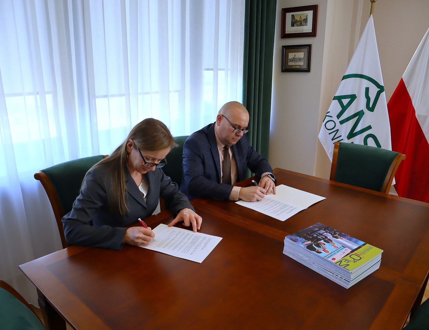 podpisanie umowy współpracy z LO w Słupcy