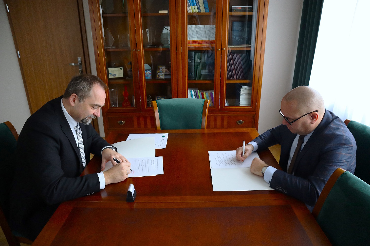 podpisanie umowy z 3 LO w Koninie 2