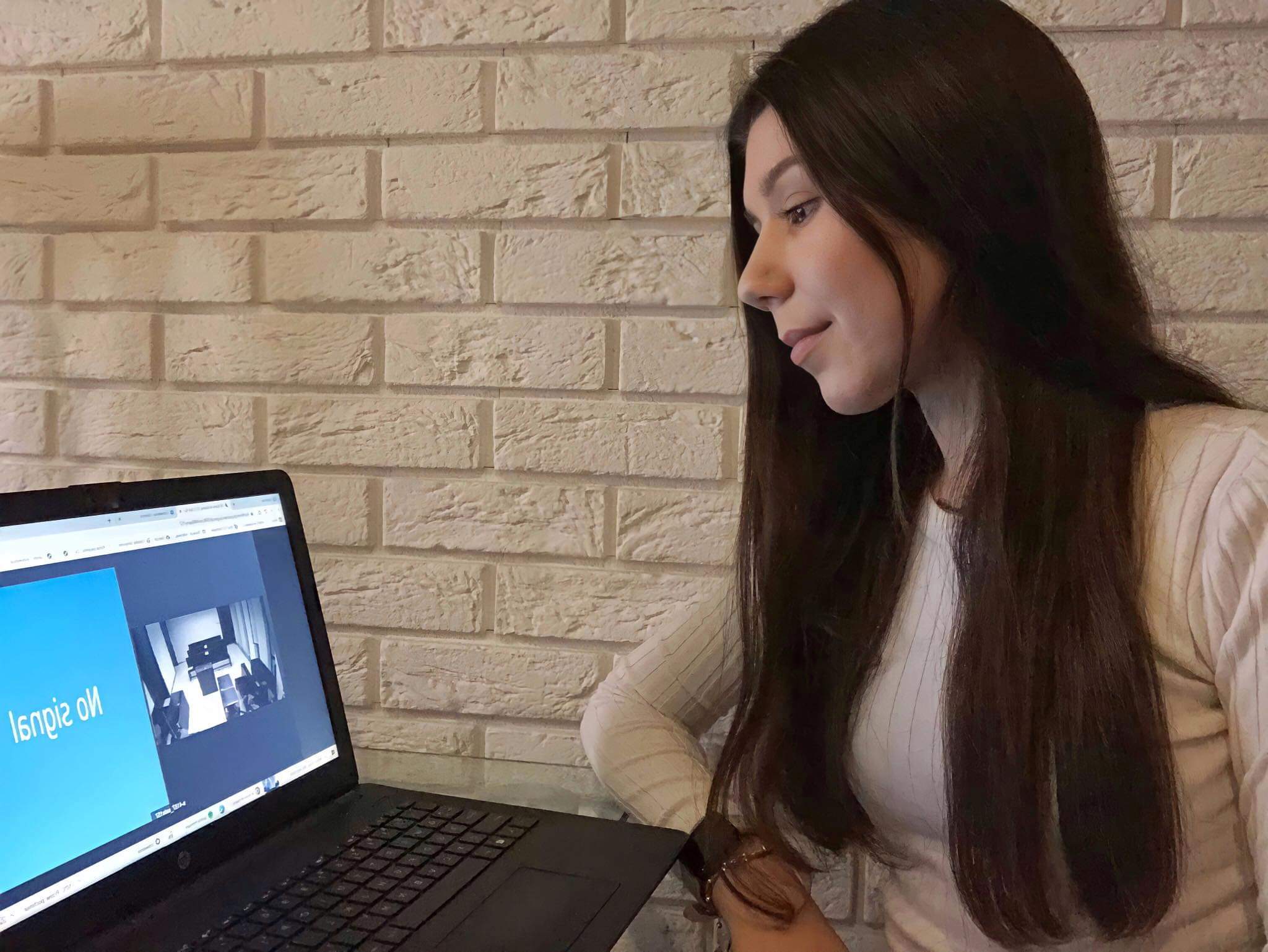 rozprawa sądowa online