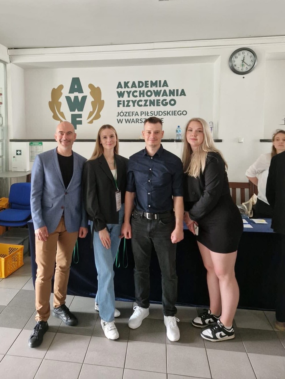 studneci pielegniarstwa na konferencji w Warszawie 1